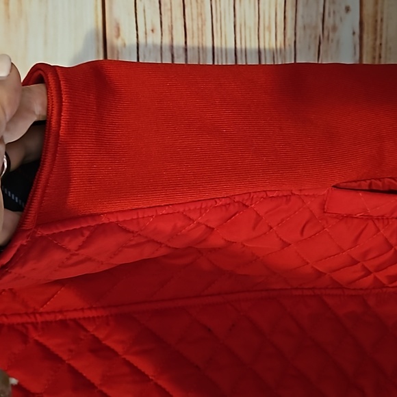 NWOT Never Worn Christmas Red QUILTED, LINED, WARM VEST! SZ LG/XL - Picture 5 of 8